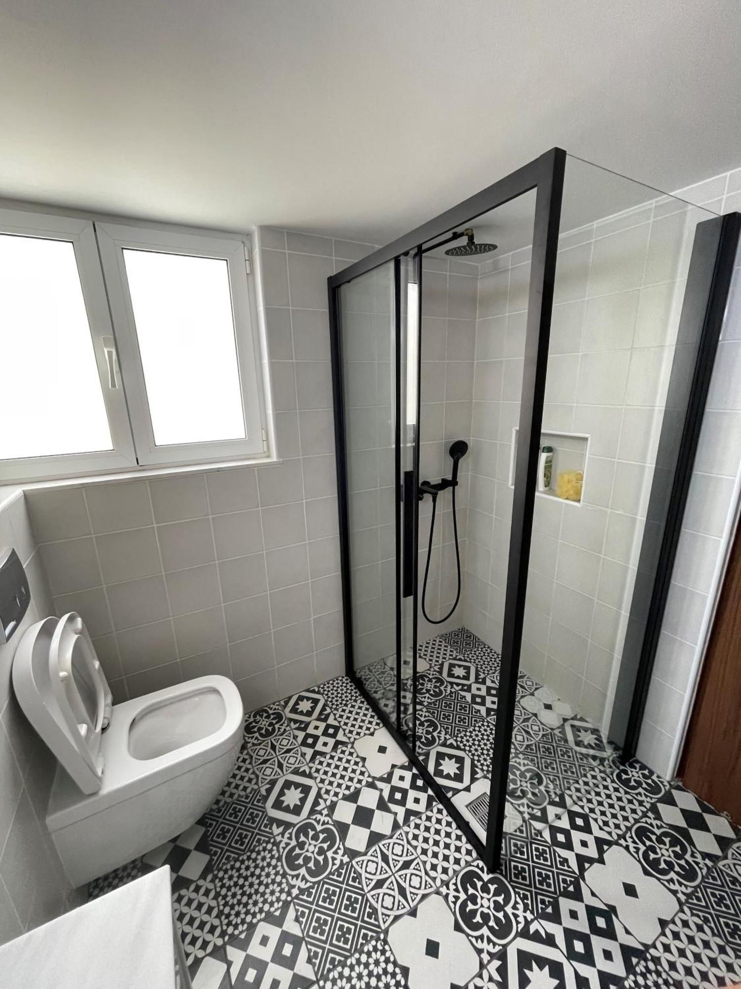 2 Bedroom Apt In Ermou 4 Minute Walk Beach Larnaca Zewnętrze zdjęcie